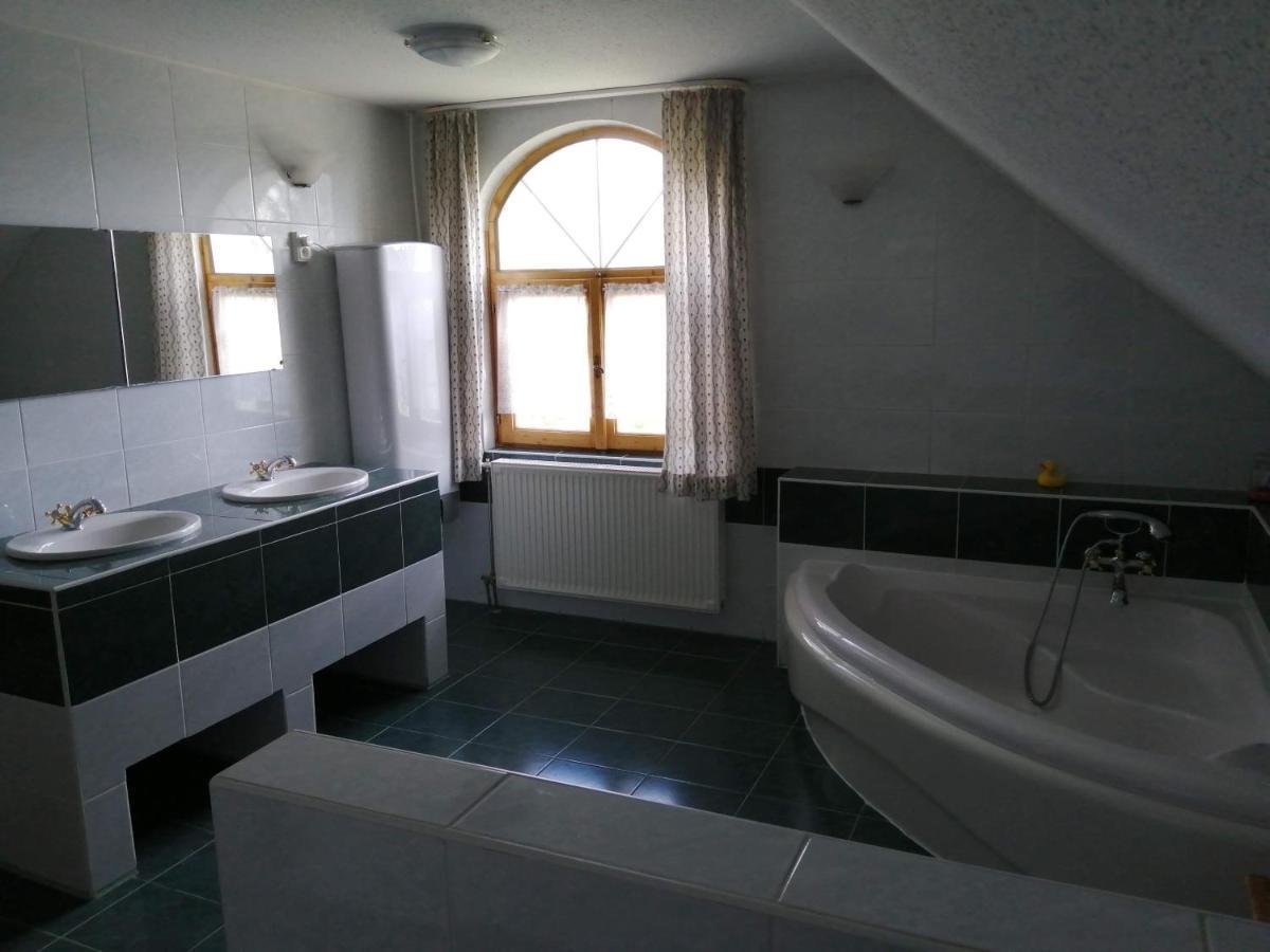 Ságvár Guesthouse Eksteriør billede
