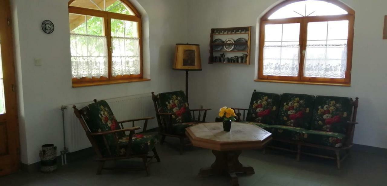 Ságvár Guesthouse Eksteriør billede